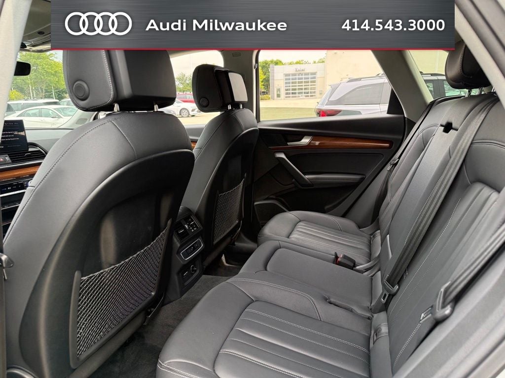2023 Audi Q5 45 S line Premium quattro