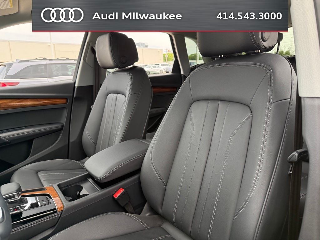 2023 Audi Q5 45 S line Premium quattro