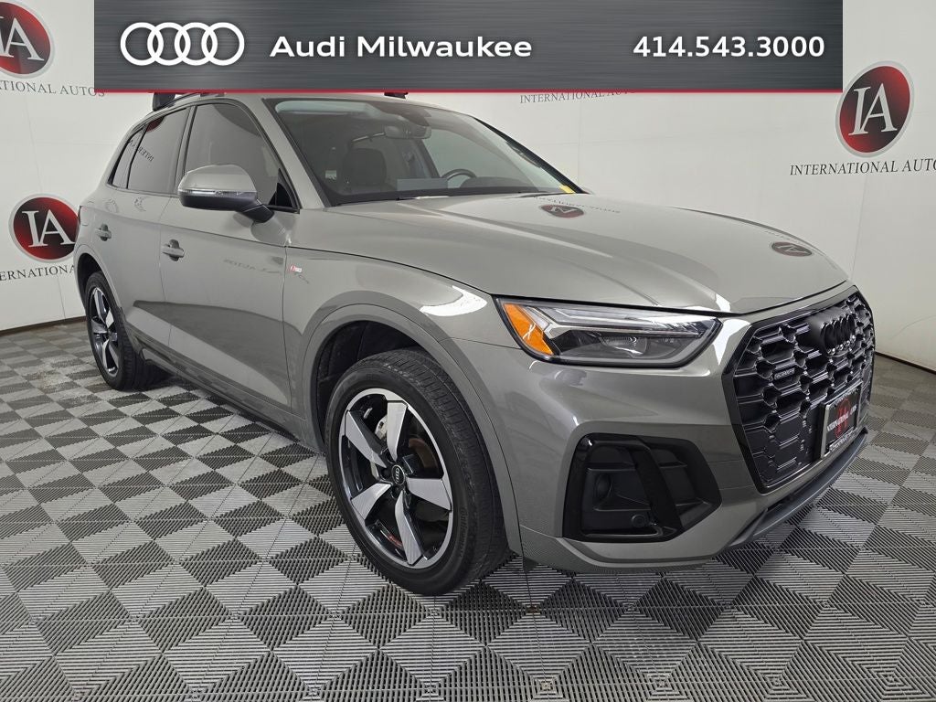 2023 Audi Q5 45 S line Premium quattro