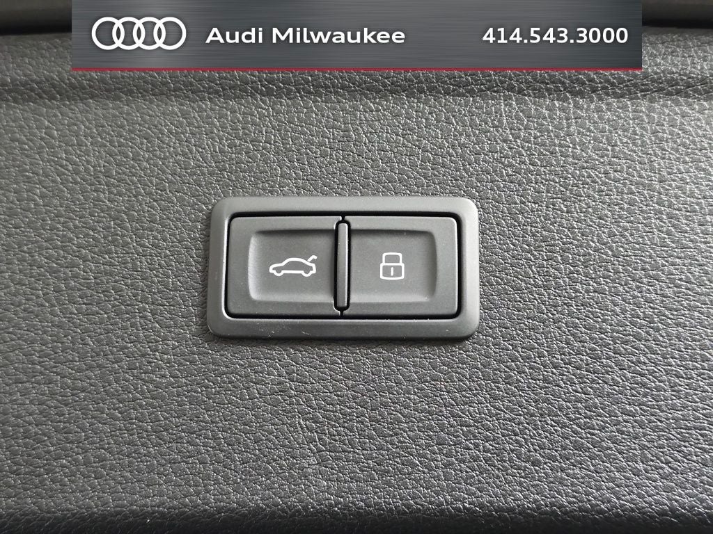 2023 Audi Q5 45 S line Premium quattro