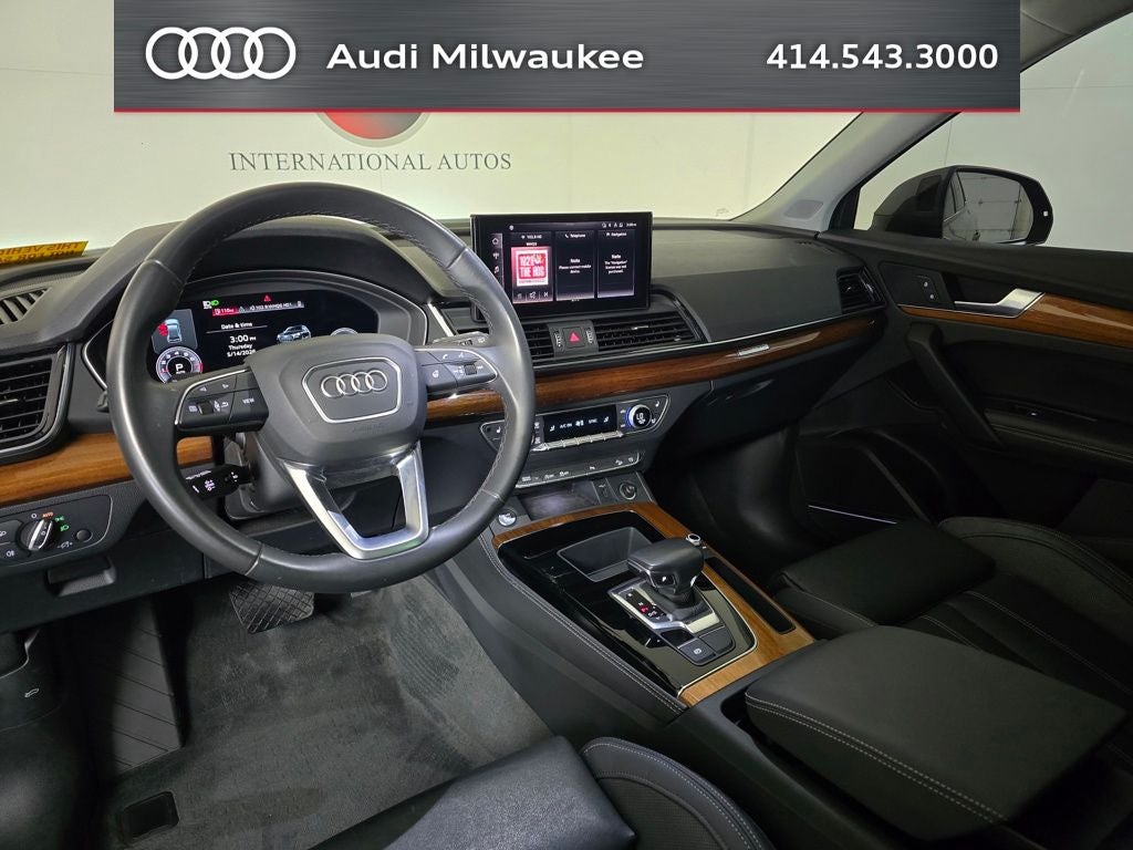 2023 Audi Q5 45 S line Premium quattro