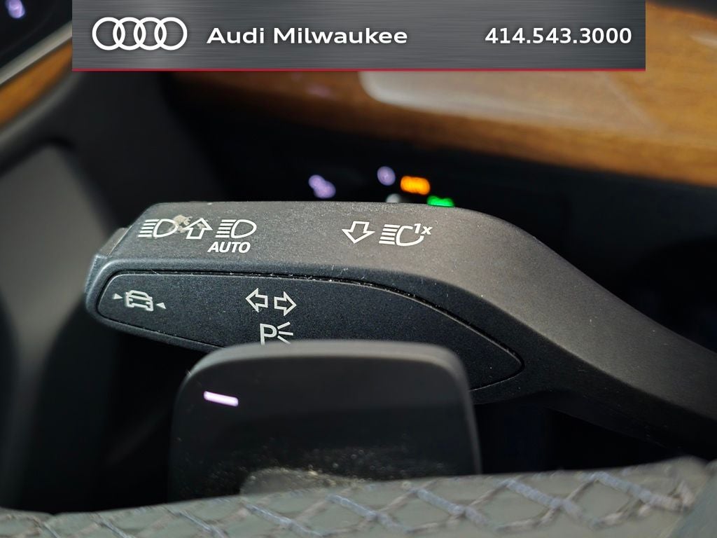 2023 Audi Q5 45 S line Premium quattro