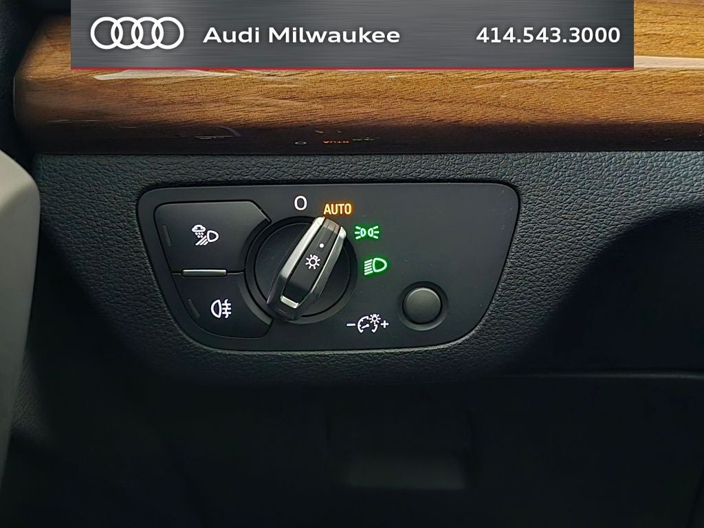 2023 Audi Q5 45 S line Premium quattro