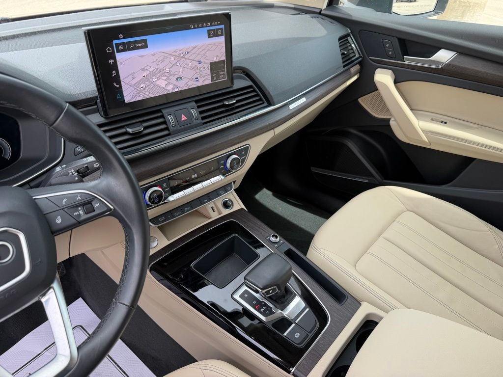 2023 Audi Q5 45 S line Premium quattro