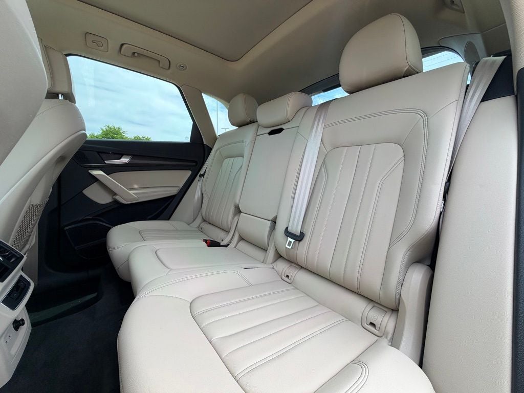 2023 Audi Q5 45 S line Premium quattro