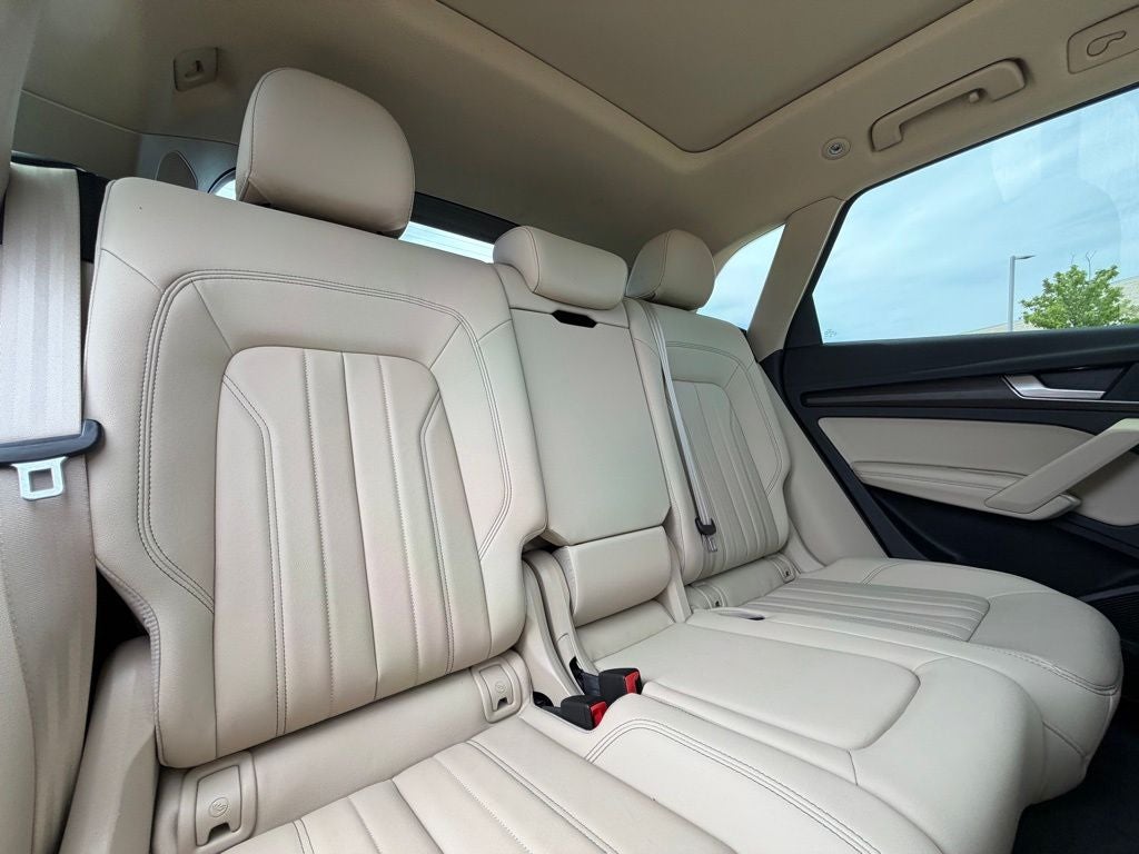 2023 Audi Q5 45 S line Premium quattro