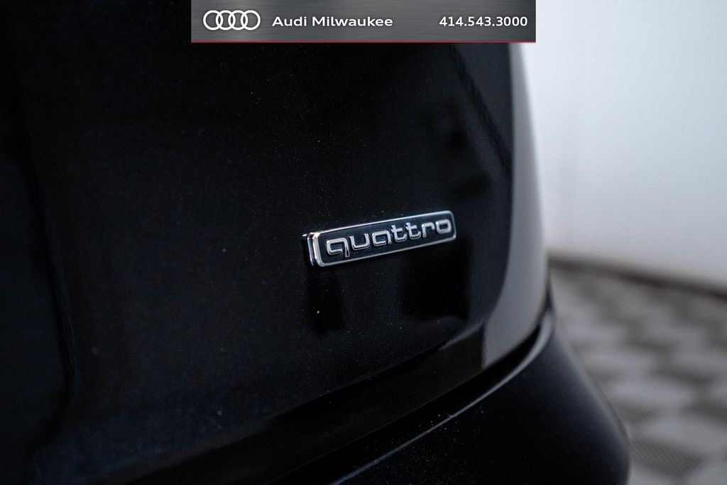 2023 Audi Q5 45 S line Premium quattro