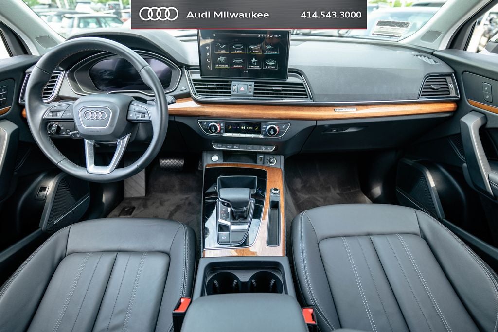 2023 Audi Q5 45 S line Premium quattro