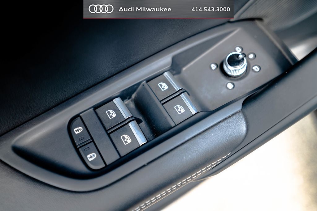 2023 Audi Q5 45 S line Premium quattro