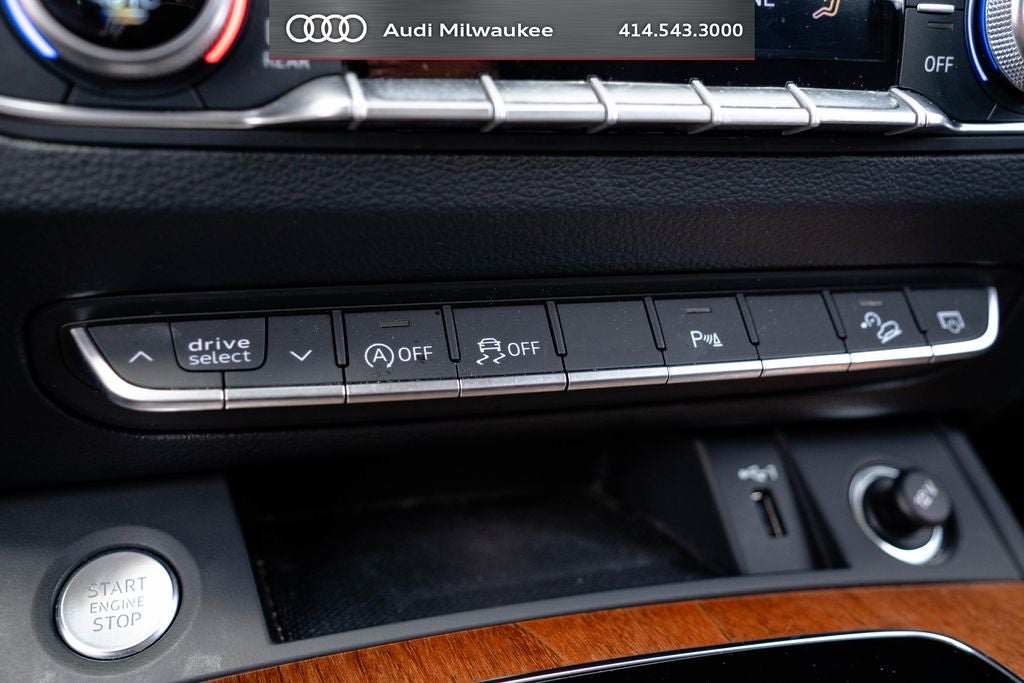 2023 Audi Q5 45 S line Premium quattro