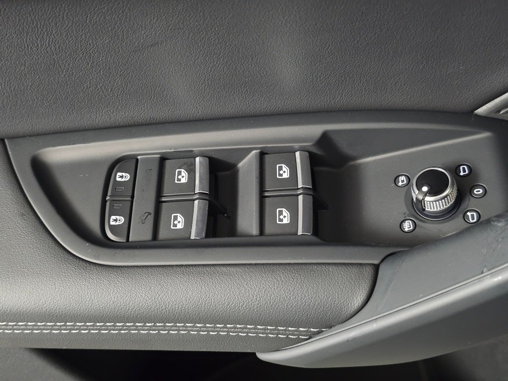 2023 Audi Q5 45 S line Premium Plus quattro