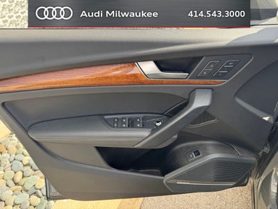 2023 Audi Q5 45 S line Premium quattro