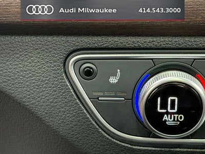 2023 Audi Q5 45 S line Premium quattro