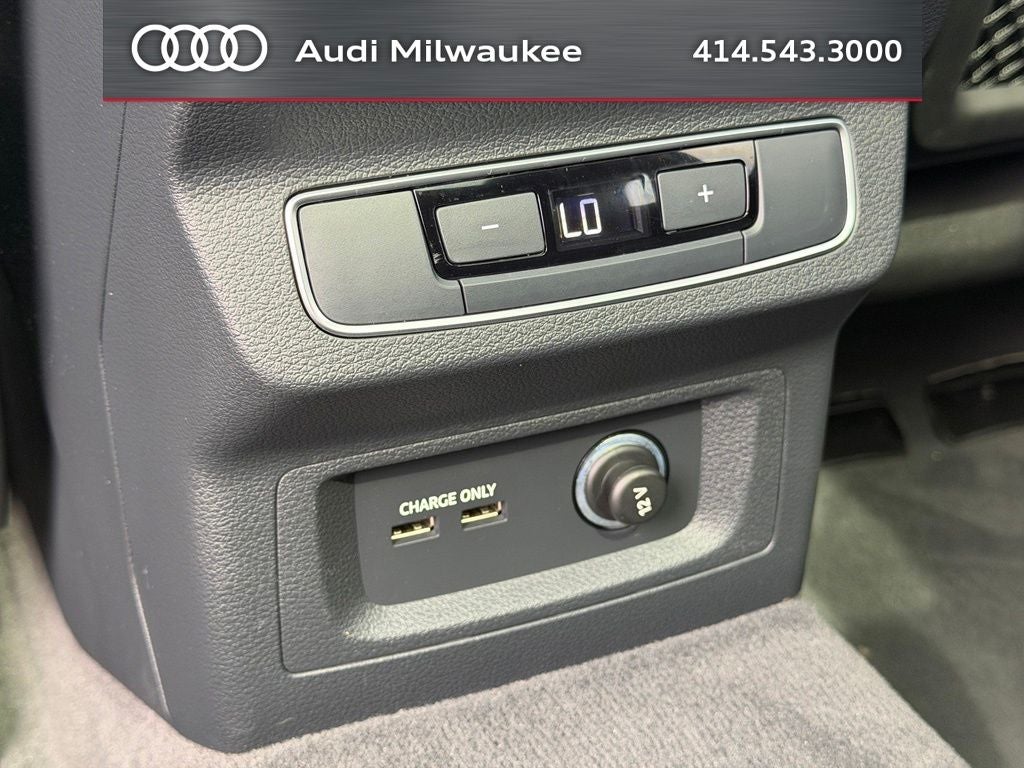 2023 Audi Q5 45 S line Premium quattro