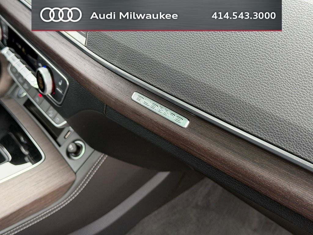 2023 Audi Q5 45 S line Premium quattro
