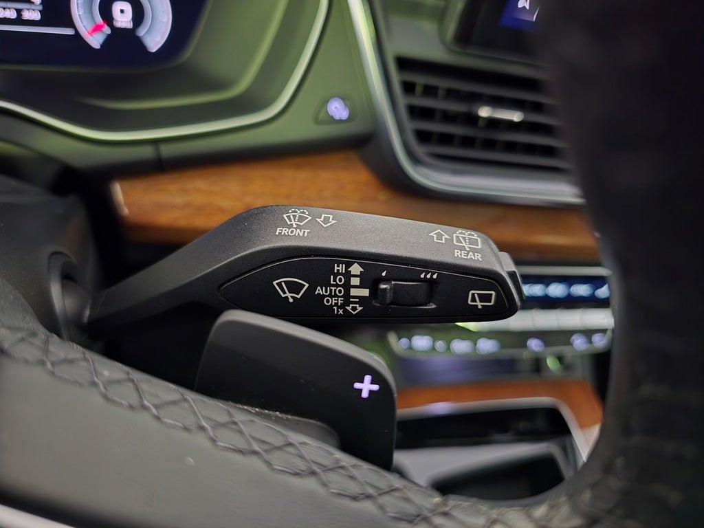 2022 Audi Q5 45 S line Premium Plus quattro