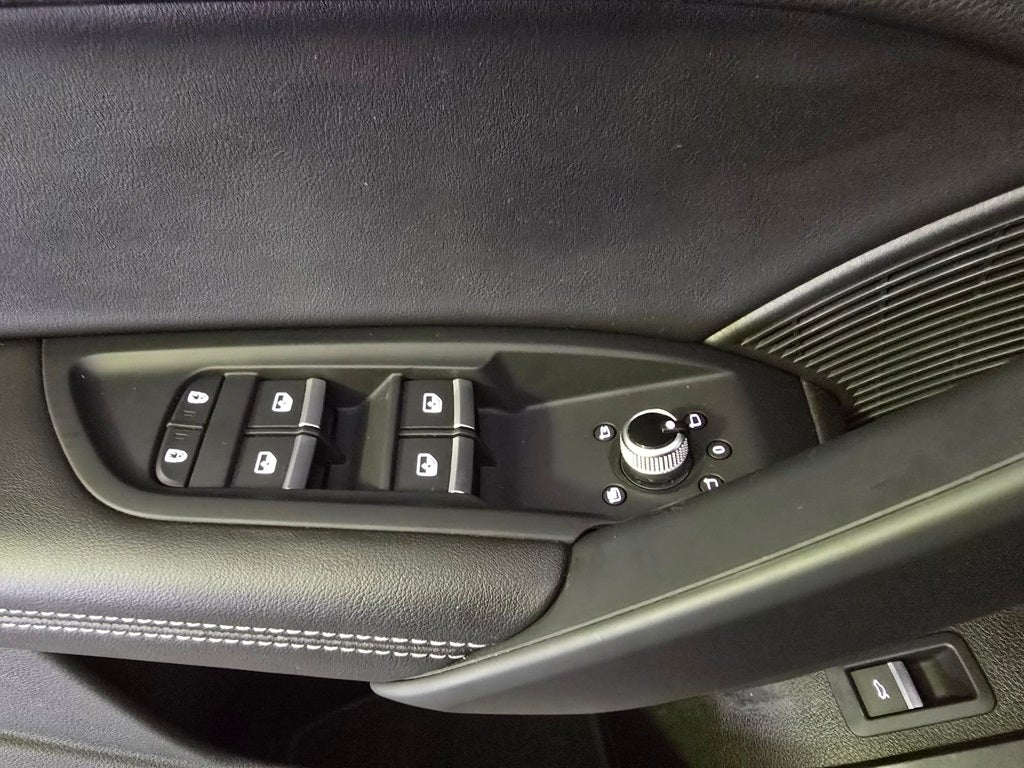 2022 Audi Q5 45 S line Premium Plus quattro