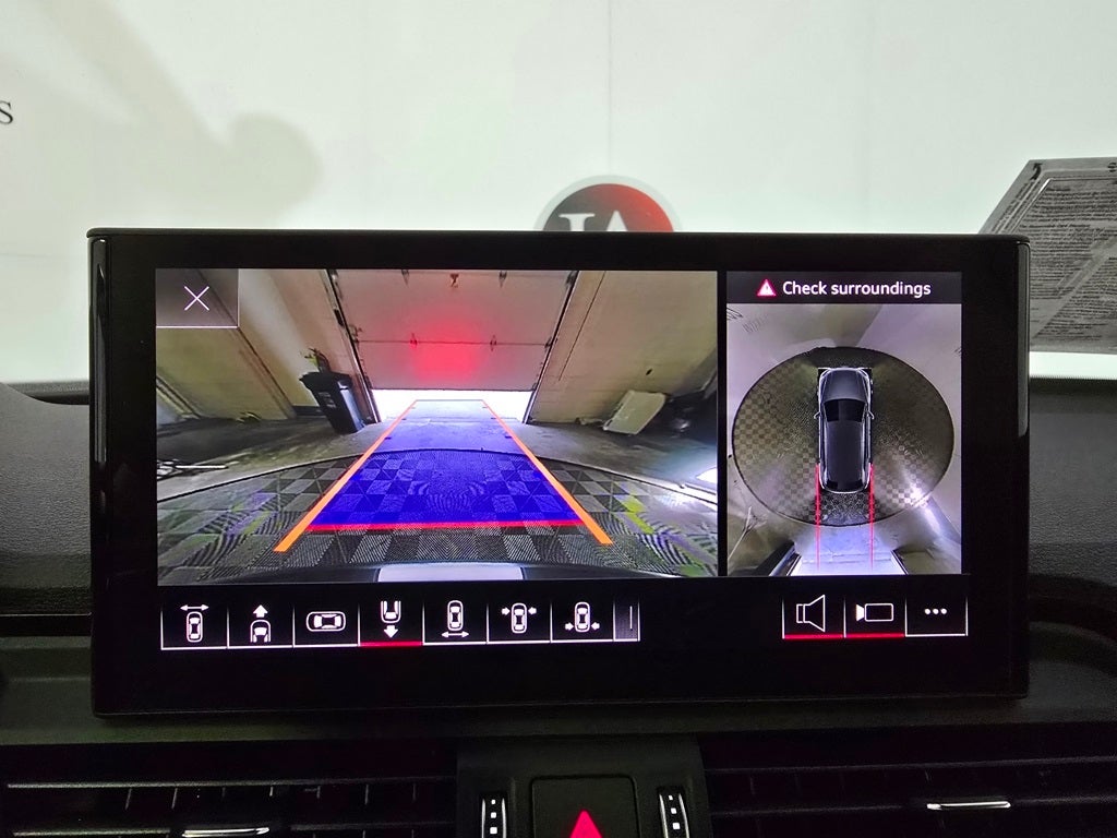 2022 Audi Q5 45 S line Premium Plus quattro