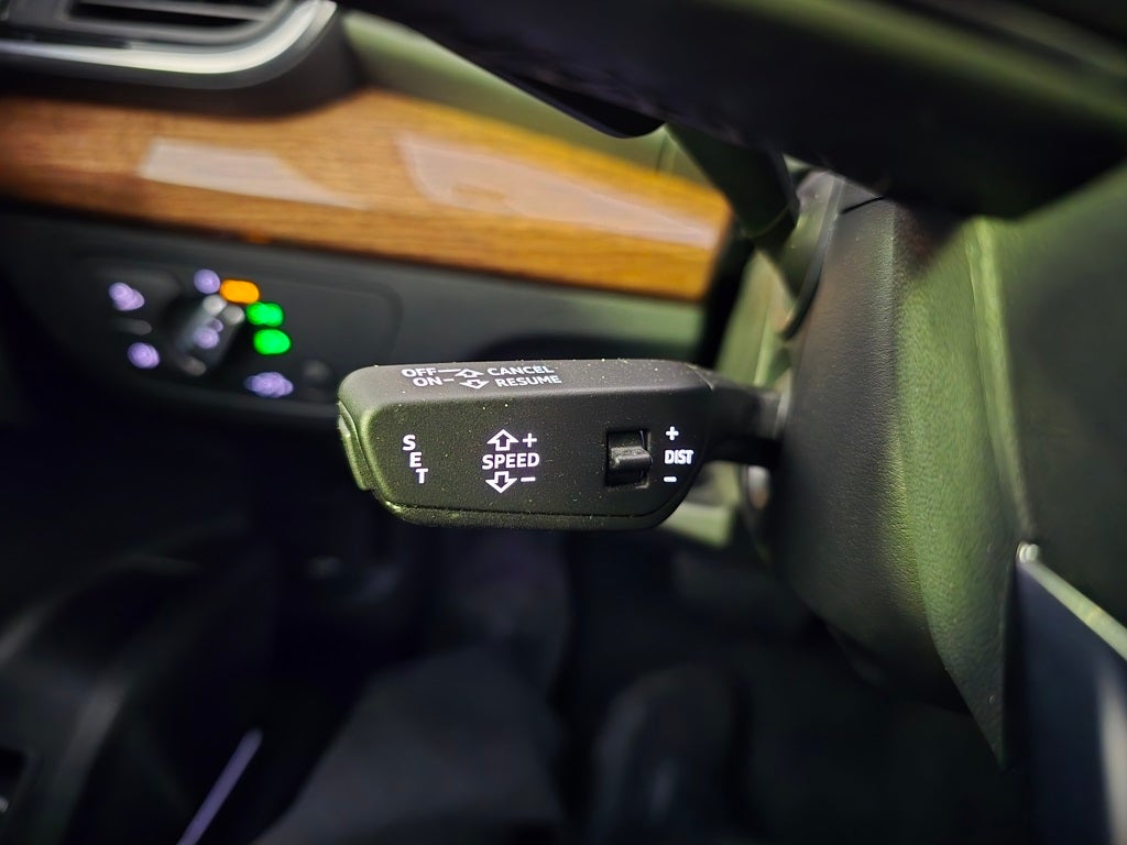 2022 Audi Q5 45 S line Premium Plus quattro