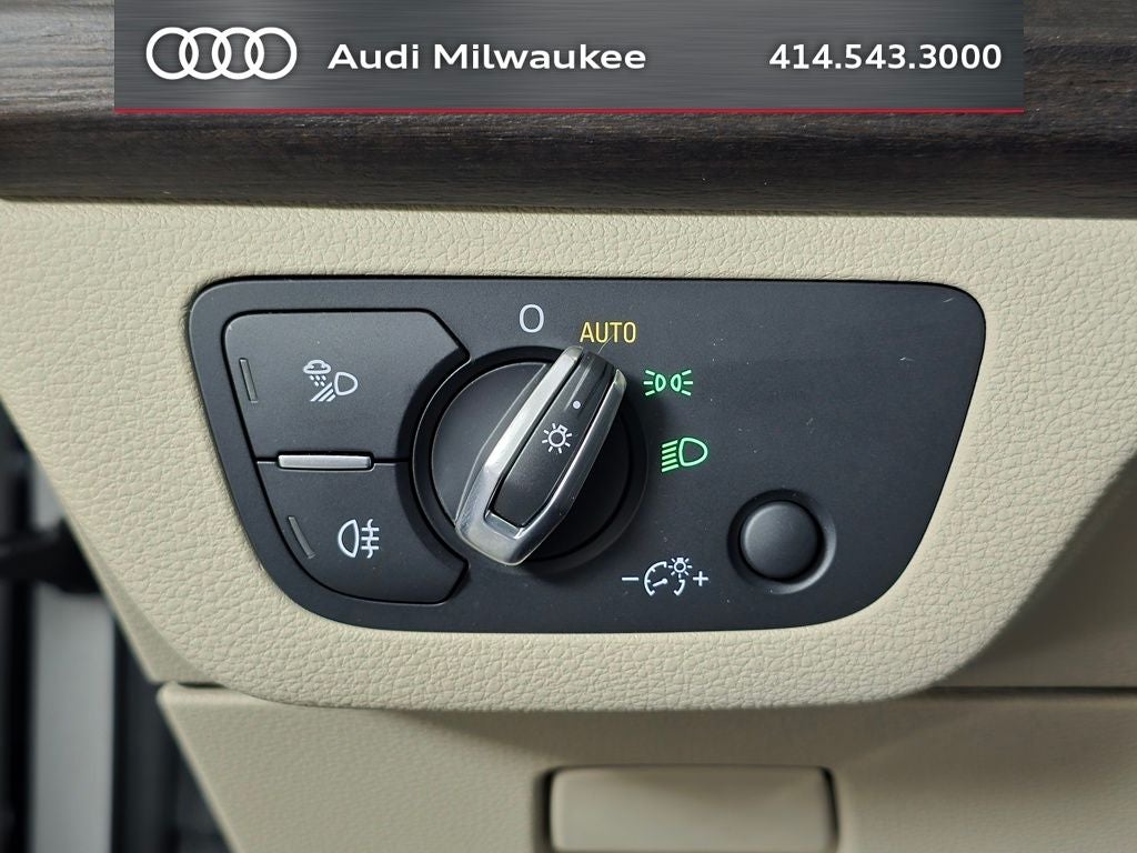 2023 Audi Q5 45 S line Premium quattro