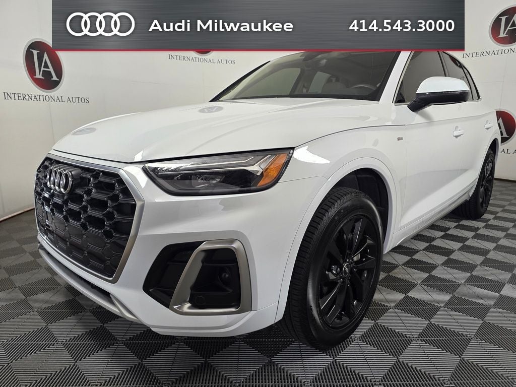 2023 Audi Q5 45 S line Premium quattro