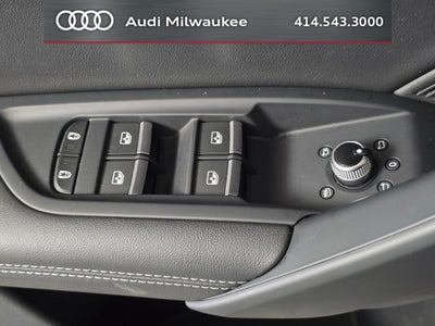 2023 Audi Q5 45 S line Premium quattro