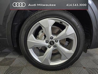 2023 Audi Q5 45 S line Premium quattro