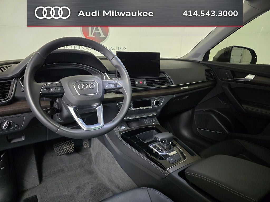 2023 Audi Q5 45 S line Premium quattro