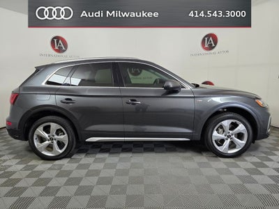 2023 Audi Q5 45 S line Premium quattro