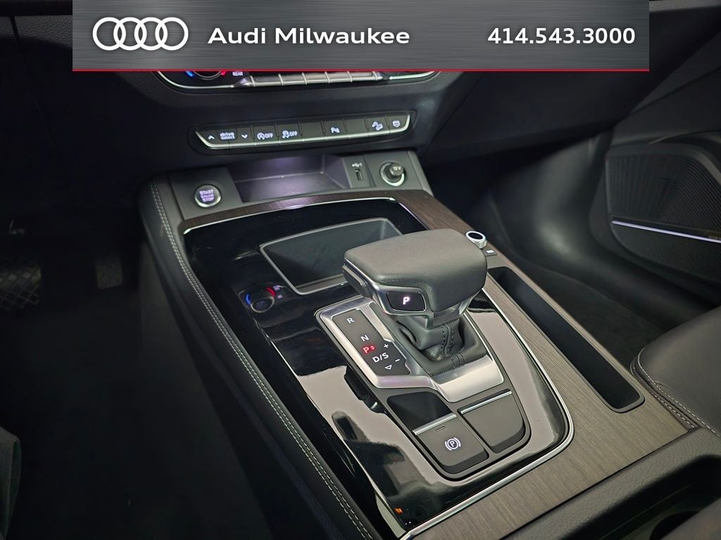 2023 Audi Q5 45 S line Premium quattro