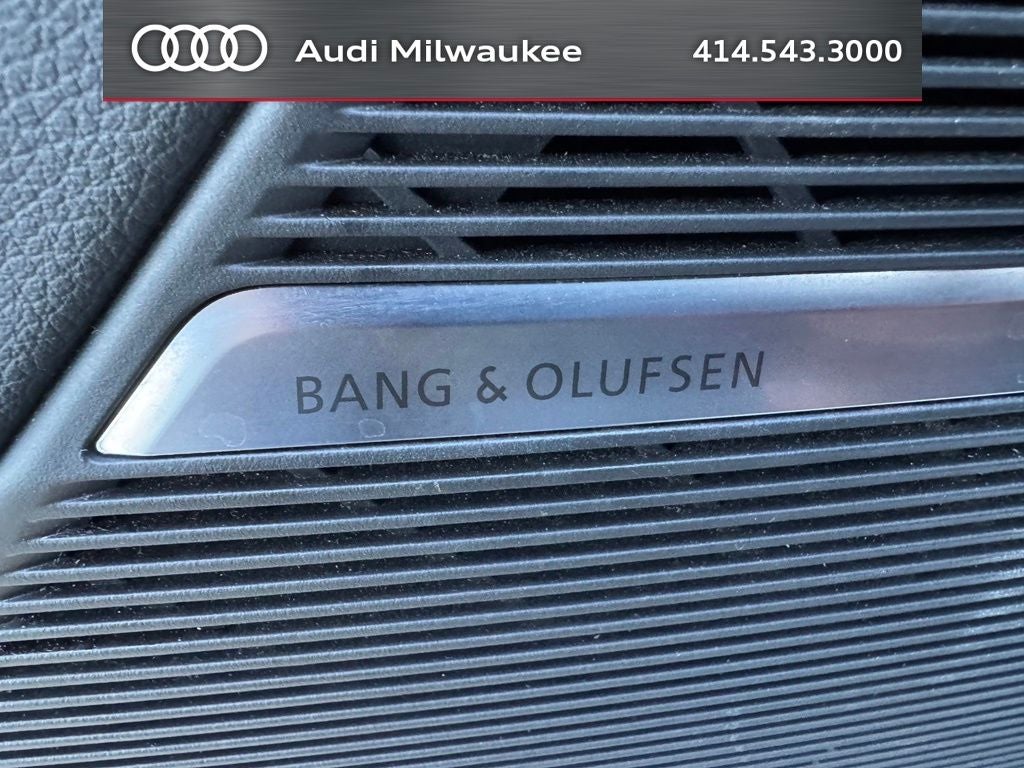 2020 Audi Q8 55 Premium Plus quattro