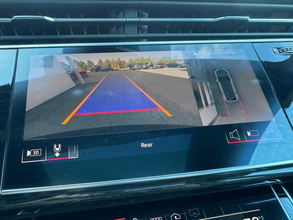 2023 Audi Q8 55 Premium Plus quattro