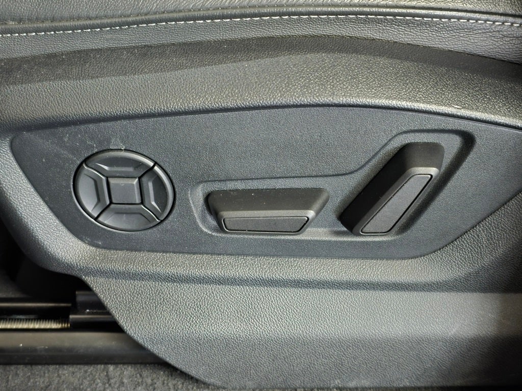 2023 Audi Q8 55 Premium Plus quattro