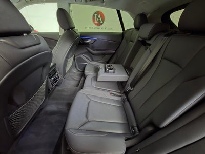 2023 Audi Q8 55 Premium Plus quattro