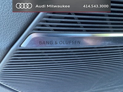 2023 Audi Q8 55 Premium Plus quattro
