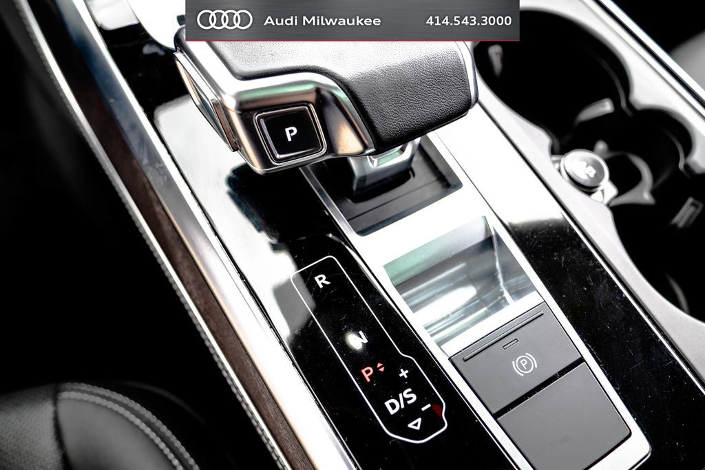 2023 Audi Q8 55 Premium Plus quattro