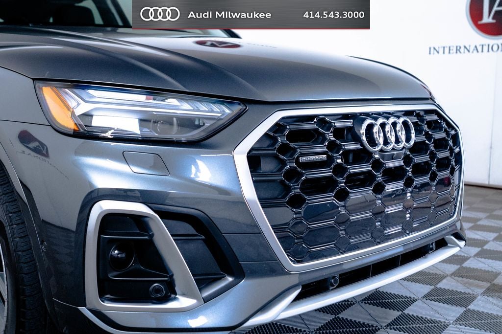 2023 Audi Q5 45 S line Prestige quattro