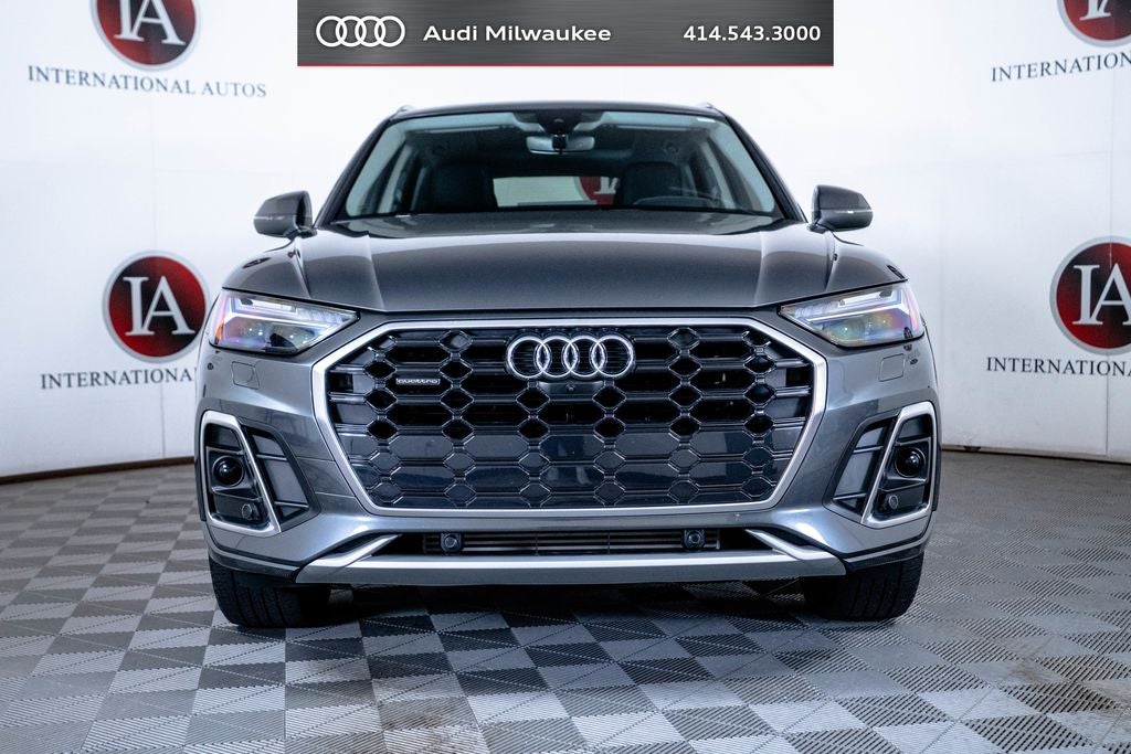2023 Audi Q5 45 S line Prestige quattro