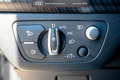 2023 Audi Q5 45 S line Prestige quattro