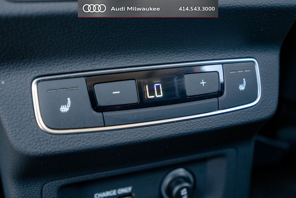 2023 Audi Q5 45 S line Prestige quattro