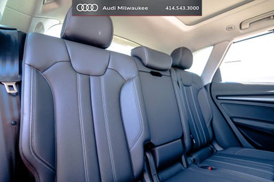2023 Audi Q5 45 S line Prestige quattro