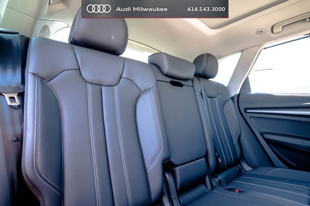 2023 Audi Q5 45 S line Prestige quattro