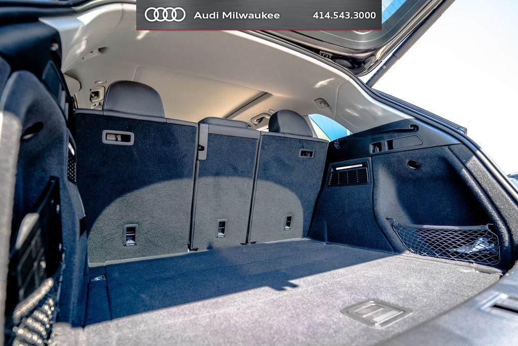 2023 Audi Q5 45 S line Prestige quattro
