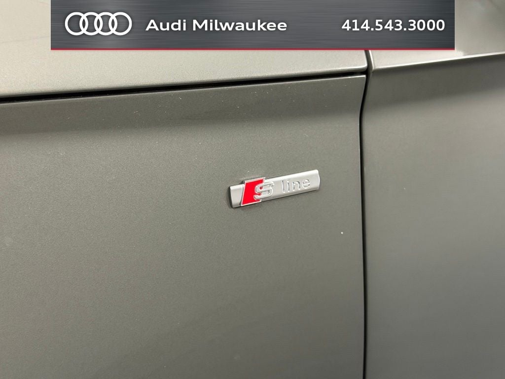 2023 Audi Q5 45 S line Prestige quattro