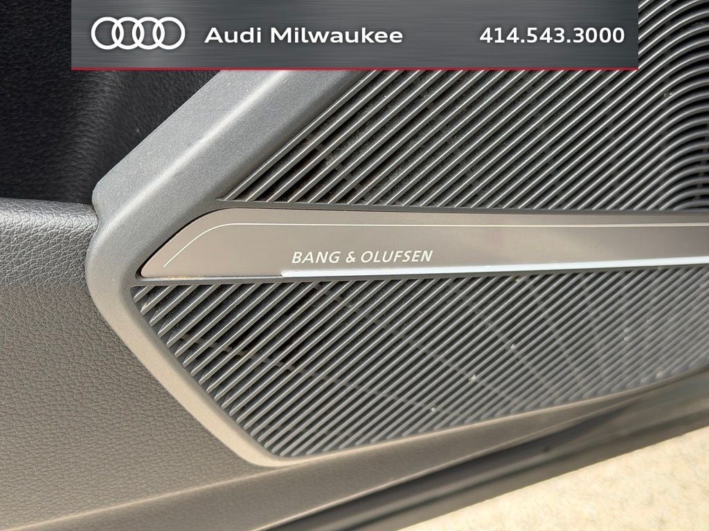 2023 Audi Q5 45 S line Prestige quattro
