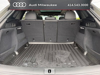 2023 Audi Q5 45 S line Prestige quattro