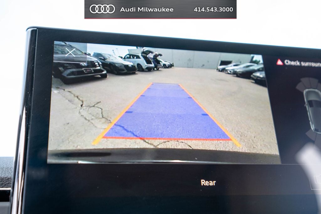 2023 Audi Q5 45 S line Premium quattro