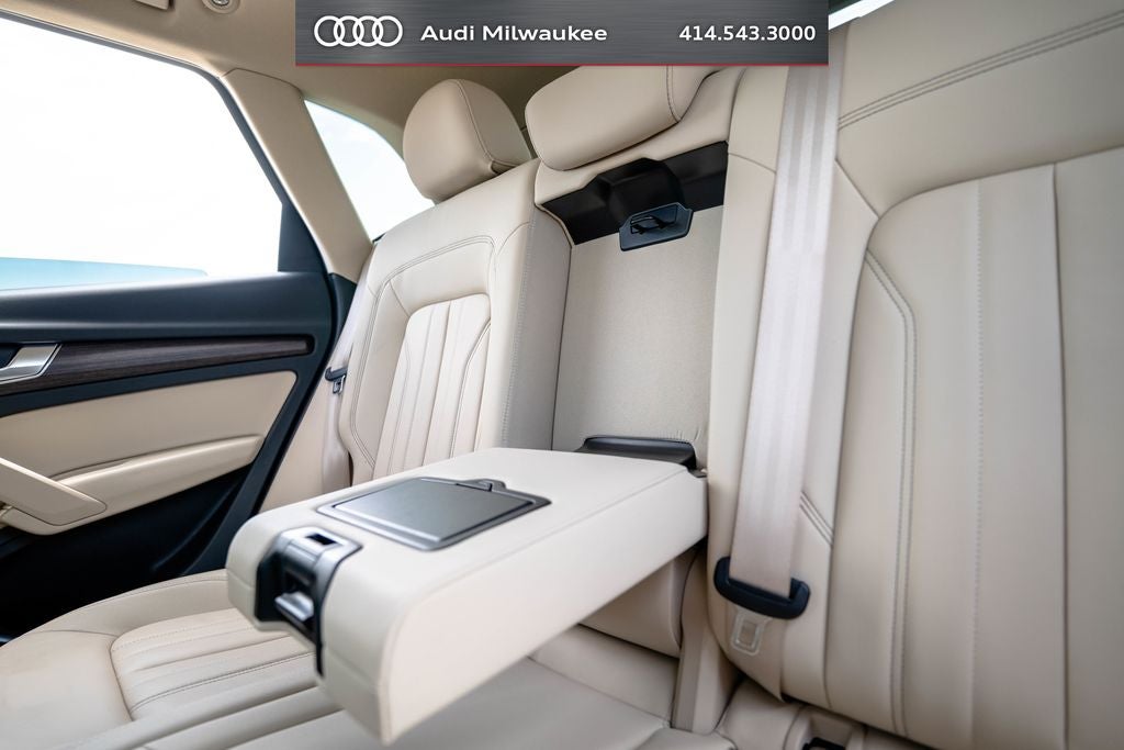 2023 Audi Q5 45 S line Premium quattro