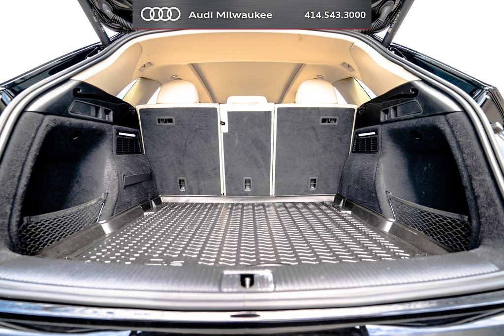2023 Audi Q5 45 S line Premium quattro