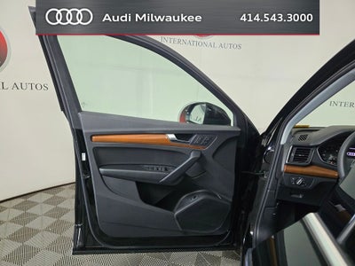 2023 Audi Q5 45 S line Premium quattro
